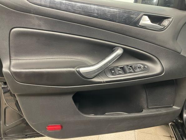Ford Mondeo IV Рестайлинг с пробегом 2012 года, цена 665 000 рублей, 328000 км, седан, Автокод Объявления