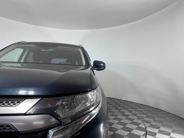 Mitsubishi Outlander III Рестайлинг 2 с пробегом 2018 года, цена 1 715 000 рублей, 116000 км, внедорожник, Автокод Объявления