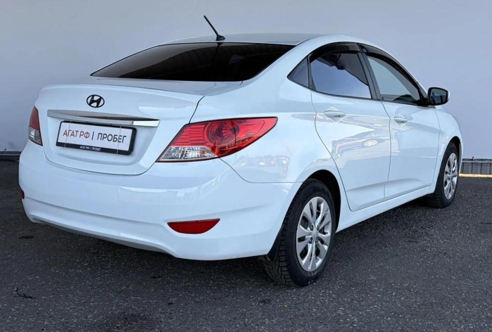 Hyundai Solaris I Киров  - изображение 5
