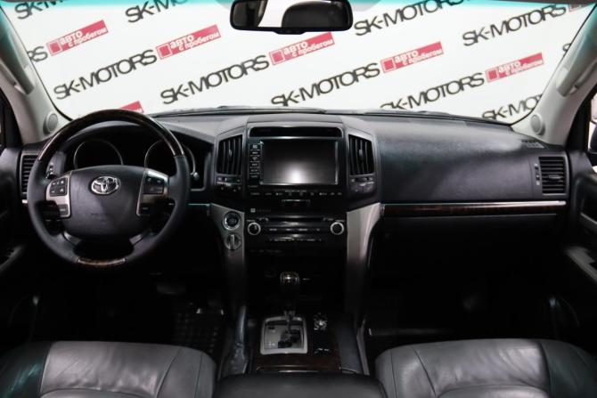 Toyota Land Cruiser 200 Series с пробегом 2010 года, цена 2 480 650 рублей, 541840 км, внедорожник, Автокод Объявления