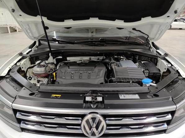Volkswagen Tiguan II с пробегом 2018 года, цена 2 384 000 рублей, 136283 км, внедорожник, Автокод Объявления