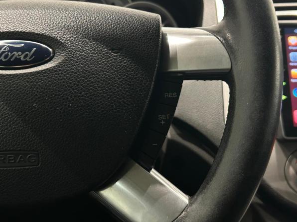 Ford Kuga I с пробегом 2011 года, цена 899 000 рублей, 225937 км, внедорожник, Автокод Объявления