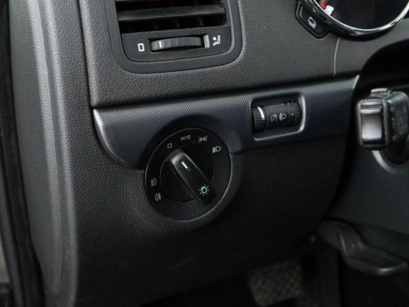 Skoda Yeti I Рестайлинг с пробегом 2018 года, цена 1 349 046 рублей, 200947 км, внедорожник, Автокод Объявления