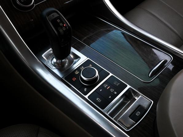 Land Rover Range Rover Sport II с пробегом 2014 года, цена 2 700 000 рублей, 199133 км, внедорожник, Автокод Объявления
