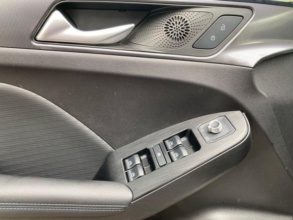 Haval Jolion I Рестайлинг с пробегом 2025 года, цена 1 999 000 рублей, 11527 км, внедорожник, Автокод Объявления