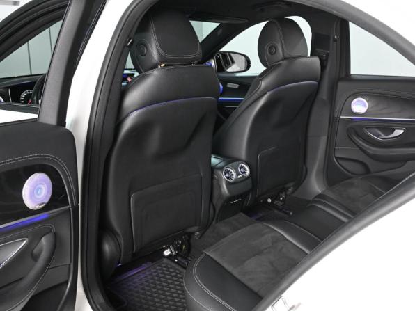 Mercedes-Benz E-Класс V (W213 S213 C238) с пробегом 2018 года, цена 3 239 000 рублей, 181758 км, седан, Автокод Объявления