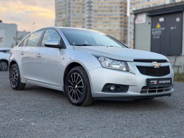 Chevrolet Cruze I с пробегом 2010 года, цена 595 000 рублей, 170992 км, седан, Автокод Объявления