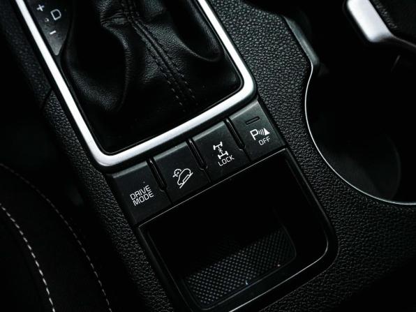 Kia Sportage IV Рестайлинг с пробегом 2019 года, цена 2 300 000 рублей, 139101 км, внедорожник, Автокод Объявления