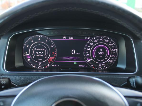 Volkswagen Golf VII Рестайлинг с пробегом 2018 года, цена 1 549 000 рублей, 204300 км, хэтчбек, Автокод Объявления