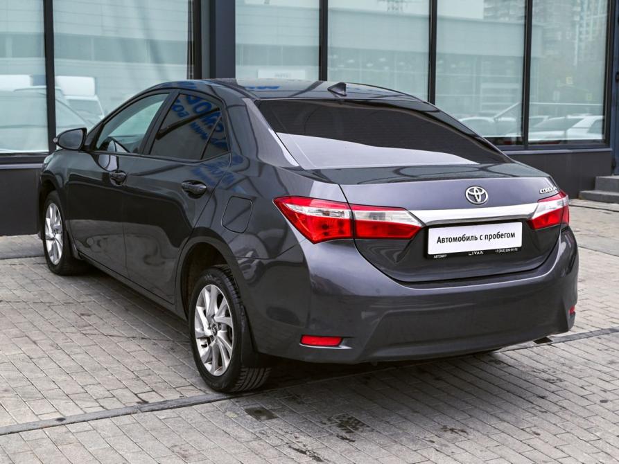 Toyota Corolla XI (E160 E170 E180) Рестайлинг 1 Екатеринбург  - изображение 3