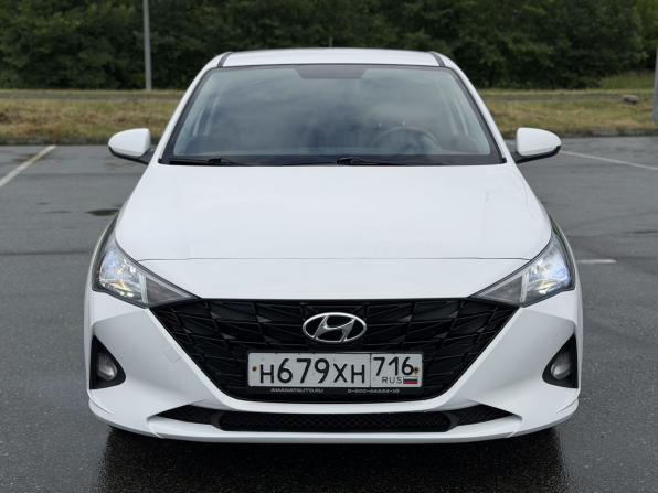 Hyundai Solaris II Рестайлинг с пробегом 2021 года, цена 1 543 000 рублей, 97145 км, седан, Автокод Объявления