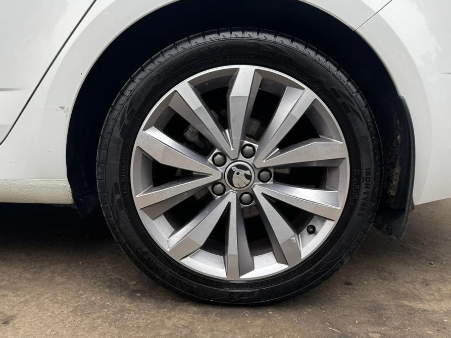 Skoda Octavia III (A7) Рестайлинг Москва  - изображение 13