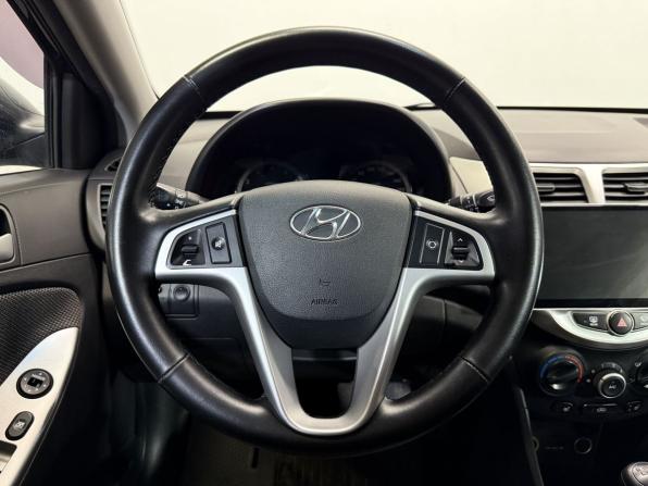 Hyundai Solaris I с пробегом 2013 года, цена 699 000 рублей, 165597 км, седан, Автокод Объявления