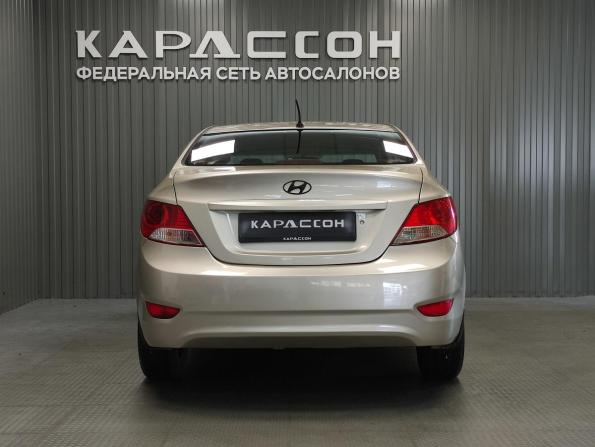 Hyundai Solaris I с пробегом 2011 года, цена 690 000 рублей, 205117 км, седан, Автокод Объявления