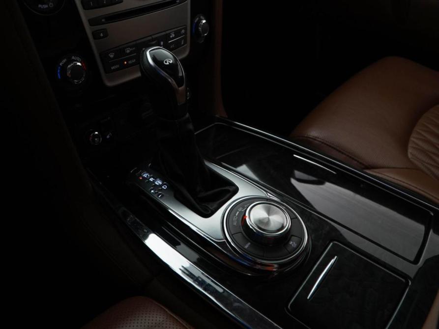 Infiniti QX80 I Рестайлинг 2 Москва  - изображение 21