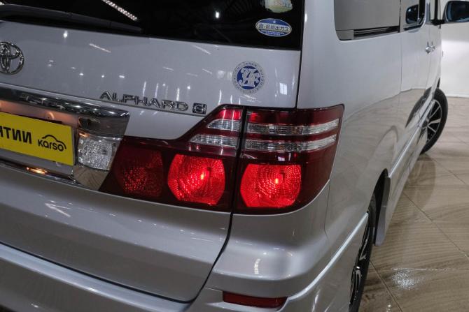 Toyota Alphard I Рестайлинг с пробегом 2005 года, цена 2 249 000 рублей, 194000 км, минивэн, Автокод Объявления