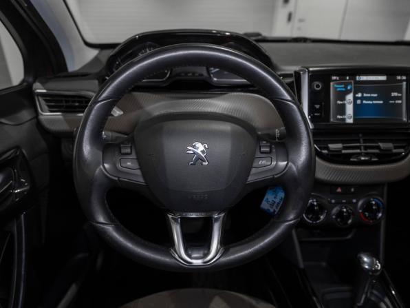 Peugeot 2008 I с пробегом 2014 года, цена 850 000 рублей, 174932 км, внедорожник, Автокод Объявления
