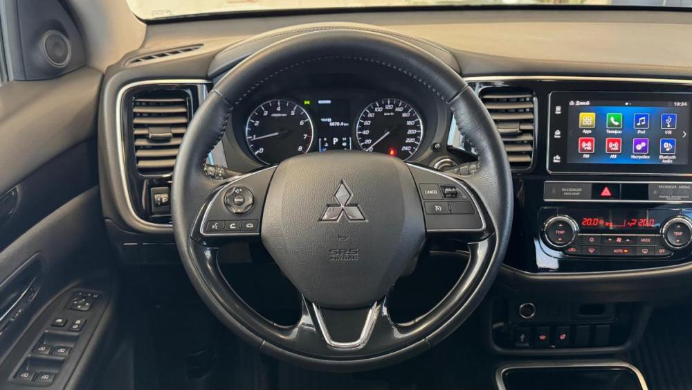 Mitsubishi Outlander III Рестайлинг 3 Санкт-Петербург  - изображение 17