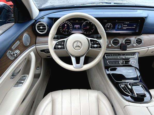 Mercedes-Benz E-Класс V (W213 S213 C238) с пробегом 2018 года, цена 4 350 000 рублей, 62111 км, седан, Автокод Объявления