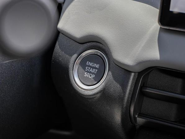 Toyota RAV4 V (XA50) с пробегом 2026 года, цена 4 210 000 рублей, 62 км, внедорожник, Автокод Объявления