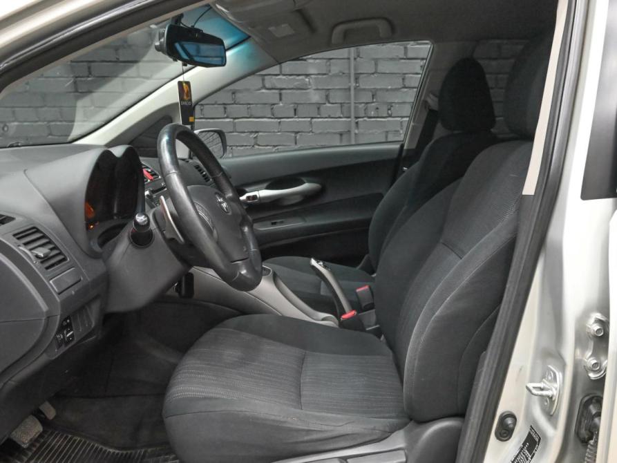 Toyota Auris I Екатеринбург  - изображение 17