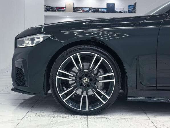 BMW 7 серии VI (G11/G12) Рестайлинг с пробегом 2020 года, цена 5 650 000 рублей, 119351 км, седан, Автокод Объявления