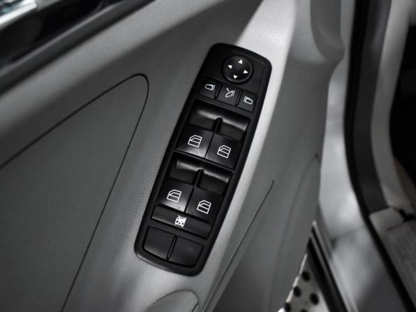 Mercedes-Benz M-Класс II (W164) с пробегом 2004 года, цена 650 000 рублей, 288067 км, внедорожник, Автокод Объявления
