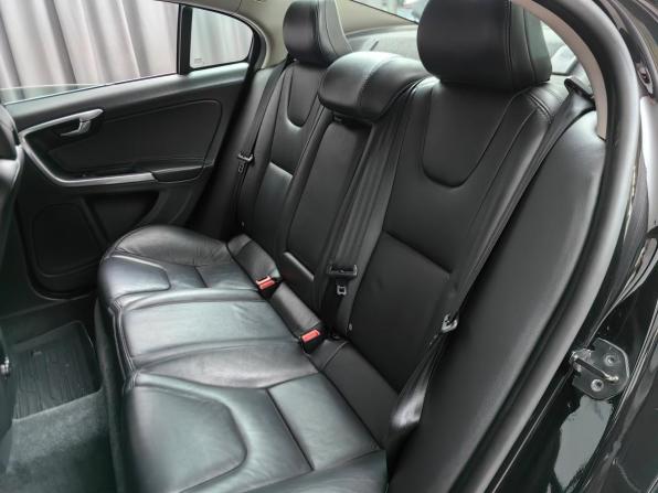 Volvo S60 II с пробегом 2012 года, цена 938 000 рублей, 287814 км, седан, Автокод Объявления