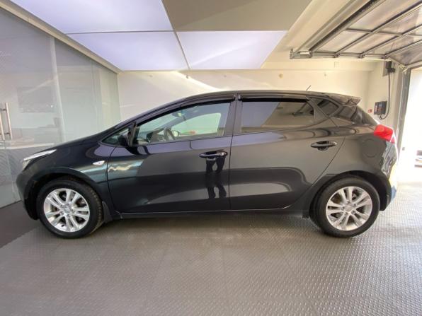 Kia Ceed II с пробегом 2014 года, цена 1 119 000 рублей, 177089 км, хэтчбек, Автокод Объявления