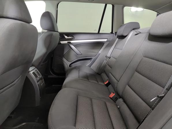 Skoda Octavia II (A5) Рестайлинг с пробегом 2012 года, цена 950 000 рублей, 398788 км, универсал, Автокод Объявления