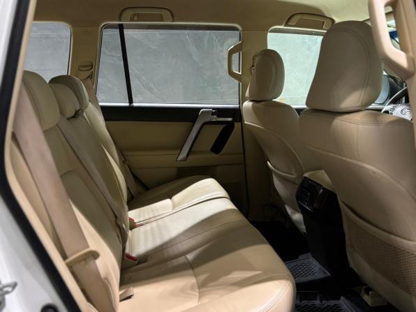 Toyota Land Cruiser Prado 150 Series Рестайлинг 1 с пробегом 2016 года, цена 2 900 000 рублей, 290561 км, внедорожник, Автокод Объявления