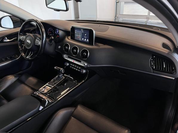 Kia Stinger I с пробегом 2019 года, цена 2 300 000 рублей, 159667 км, лифтбек, Автокод Объявления
