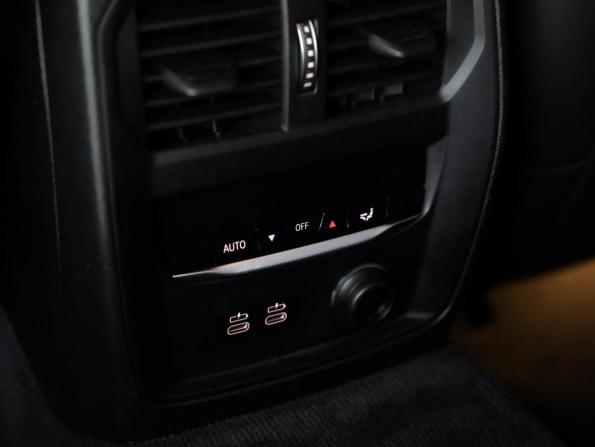 BMW 3 серии VII (G2x) с пробегом 2020 года, цена 3 349 000 рублей, 135977 км, седан, Автокод Объявления