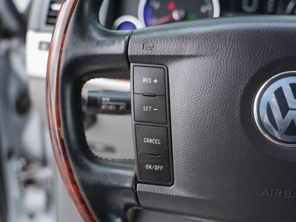 Volkswagen Touareg I с пробегом 2006 года, цена 780 000 рублей, 297278 км, внедорожник, Автокод Объявления