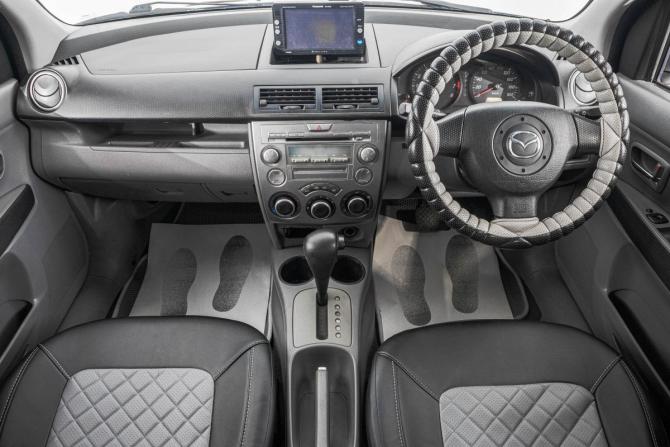 Mazda Demio II (DY) с пробегом 2005 года, цена 399 000 рублей, 326000 км, хэтчбек, Автокод Объявления