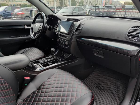 Kia Sorento II Рестайлинг с пробегом 2017 года, цена 1 990 000 рублей, 164244 км, внедорожник, Автокод Объявления