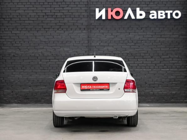 Volkswagen Polo V с пробегом 2012 года, цена 650 000 рублей, 228818 км, седан, Автокод Объявления