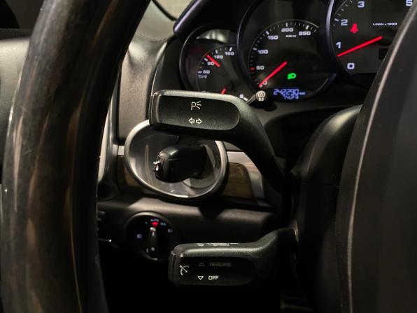 Porsche Cayenne II (958) с пробегом 2011 года, цена 2 249 000 рублей, 242289 км, внедорожник, Автокод Объявления