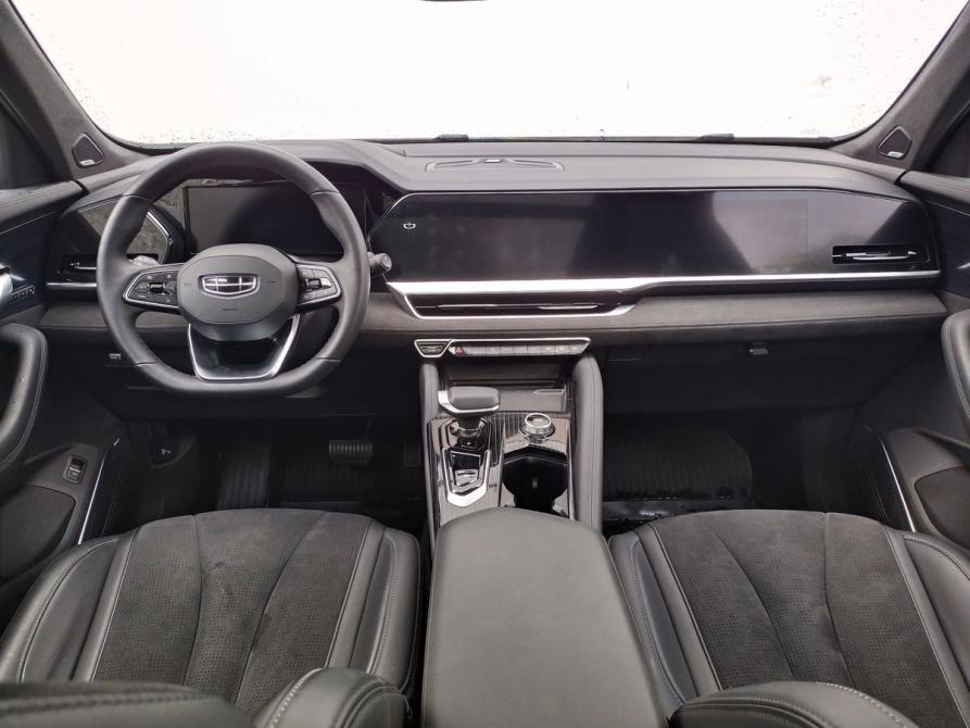 Geely Monjaro I Москва  - изображение 12
