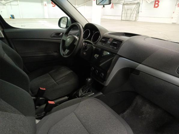 Skoda Yeti I Рестайлинг с пробегом 2014 года, цена 1 113 000 рублей, 157251 км, внедорожник, Автокод Объявления