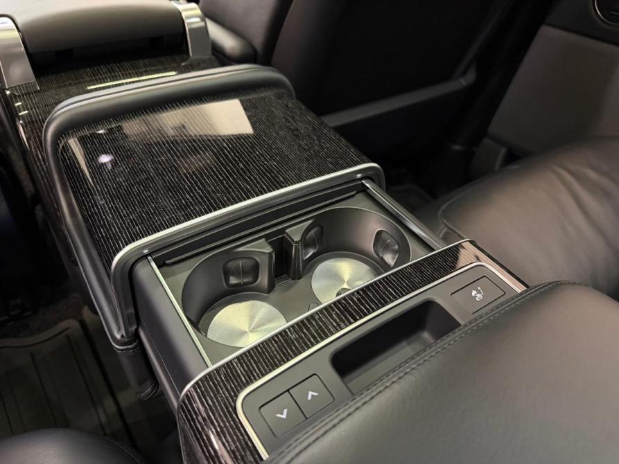 Land Rover Range Rover IV Рестайлинг Санкт-Петербург  - изображение 35