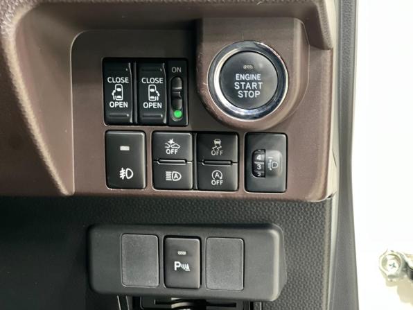 Toyota Roomy I с пробегом 2019 года, цена 1 040 500 рублей, 94527 км, минивэн, Автокод Объявления