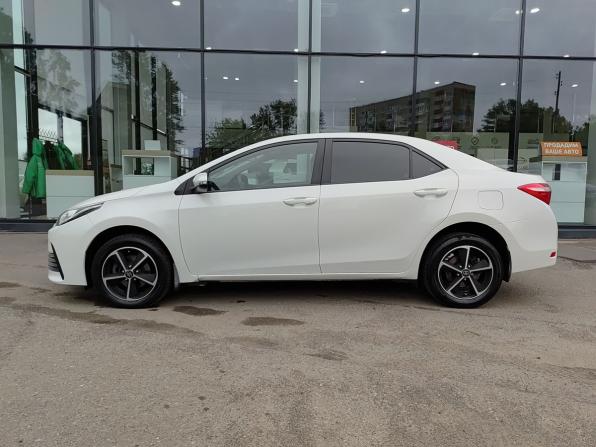 Toyota Corolla XI (E160 E170 E180) Рестайлинг 1 с пробегом 2016 года, цена 1 599 800 рублей, 78000 км, седан, Автокод Объявления