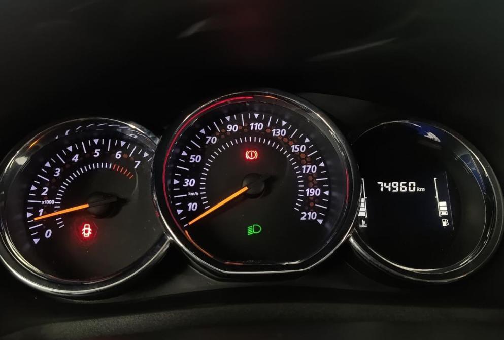 Renault Sandero II Рестайлинг Волгоград  - изображение 13
