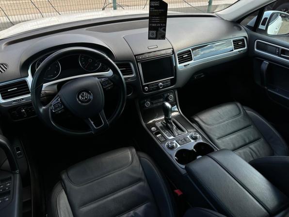 Volkswagen Touareg II Рестайлинг с пробегом 2017 года, цена 2 710 000 рублей, 228061 км, внедорожник, Автокод Объявления
