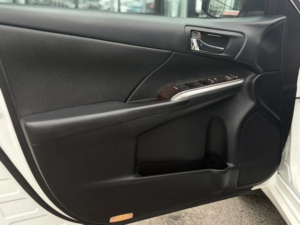 Toyota Camry VII (XV50) Рестайлинг с пробегом 2015 года, цена 2 149 000 рублей, 228175 км, седан, Автокод Объявления