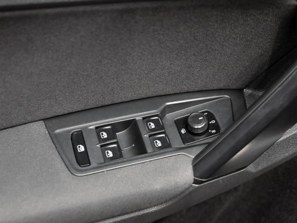 Volkswagen Tiguan II с пробегом 2018 года, цена 2 090 000 рублей, 164392 км, внедорожник, Автокод Объявления