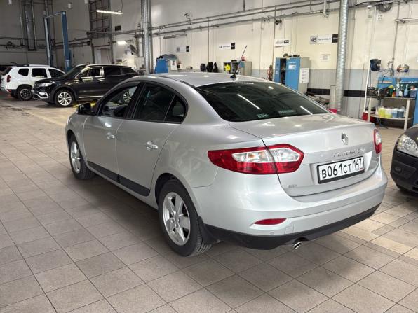 Renault Fluence I с пробегом 2010 года, цена 550 000 рублей, 210117 км, седан, Автокод Объявления