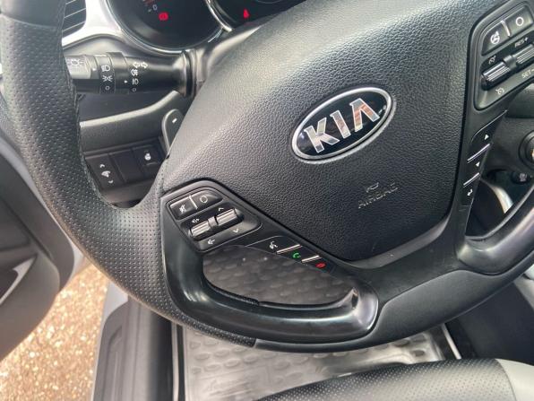 Kia Ceed II Рестайлинг с пробегом 2015 года, цена 1 360 000 рублей, 134182 км, универсал, Автокод Объявления