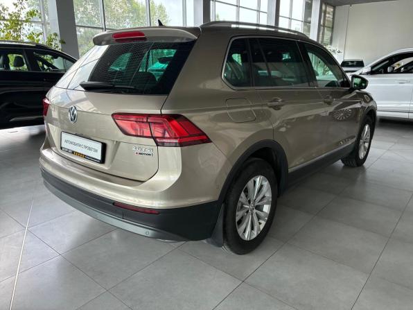 Volkswagen Tiguan II с пробегом 2017 года, цена 2 695 000 рублей, 99000 км, внедорожник, Автокод Объявления